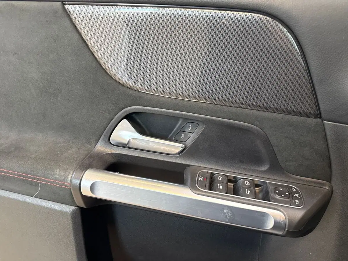 Mercedes-Benz GLB usata a Rimini (17)