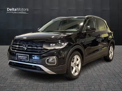 Volkswagen T-Cross 1.0 TSI 110 CV DSG Advanced del 2022 usata a Montecosaro