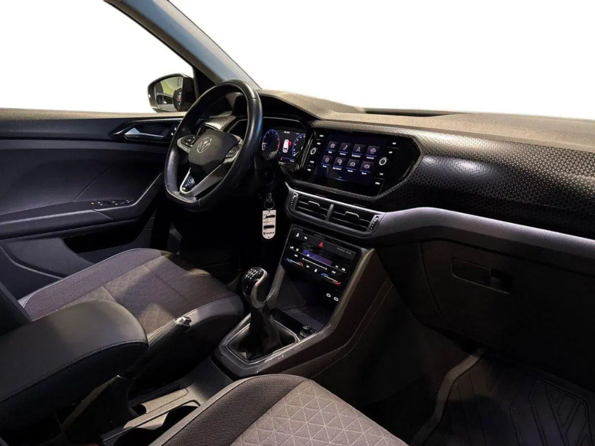 Volkswagen T-Cross usata a Macerata (12)