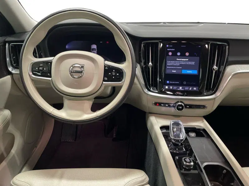 Volvo V60 Cross Country usata a Macerata (11)