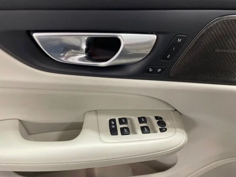 Volvo V60 Cross Country usata a Macerata (17)