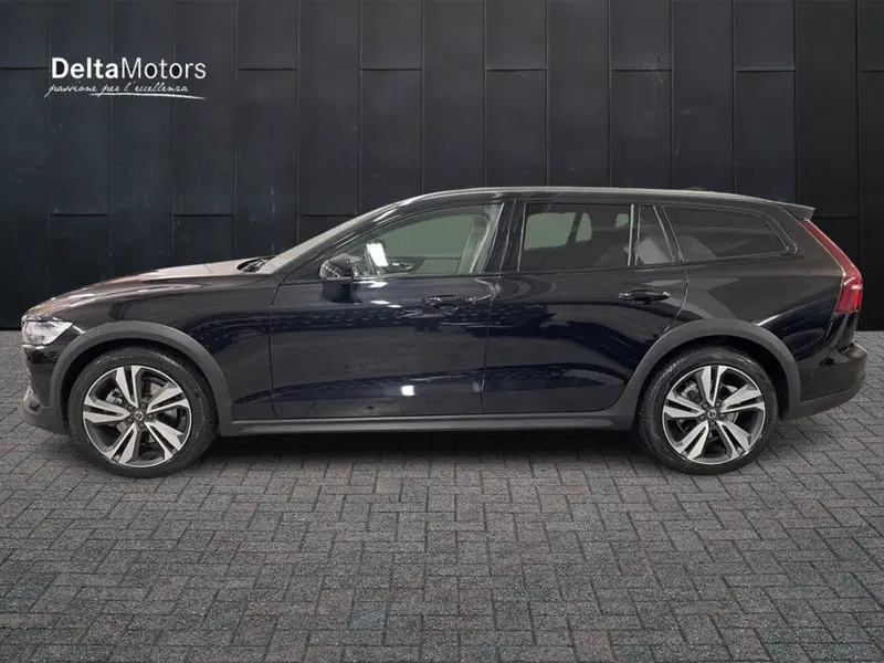 Volvo V60 Cross Country usata a Macerata (4)