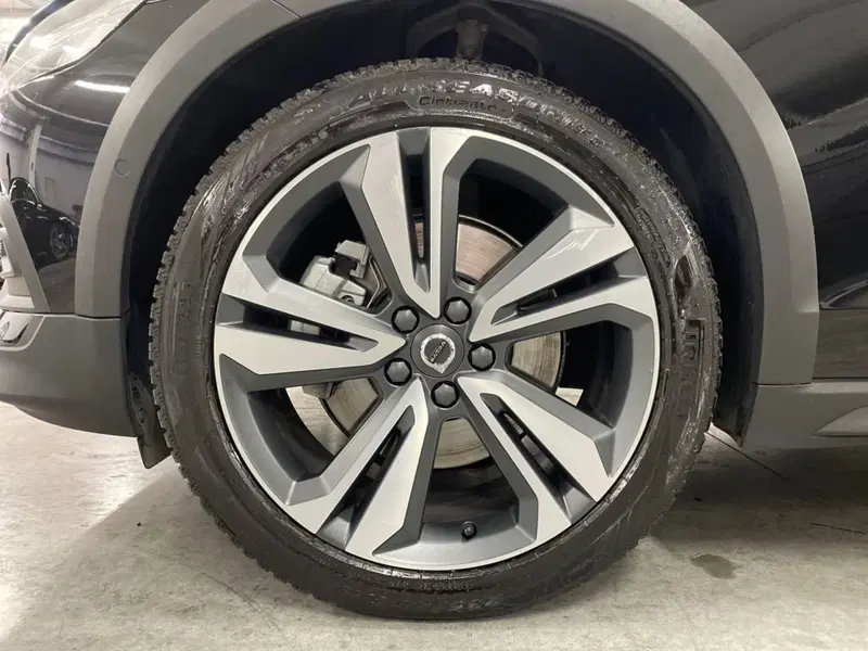 Volvo V60 Cross Country usata a Macerata (8)