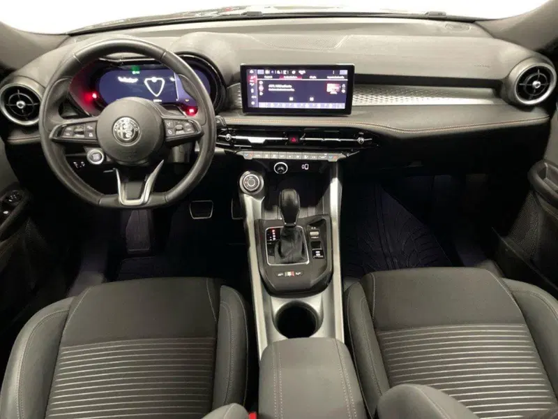 Alfa Romeo Tonale usata a Ancona (10)