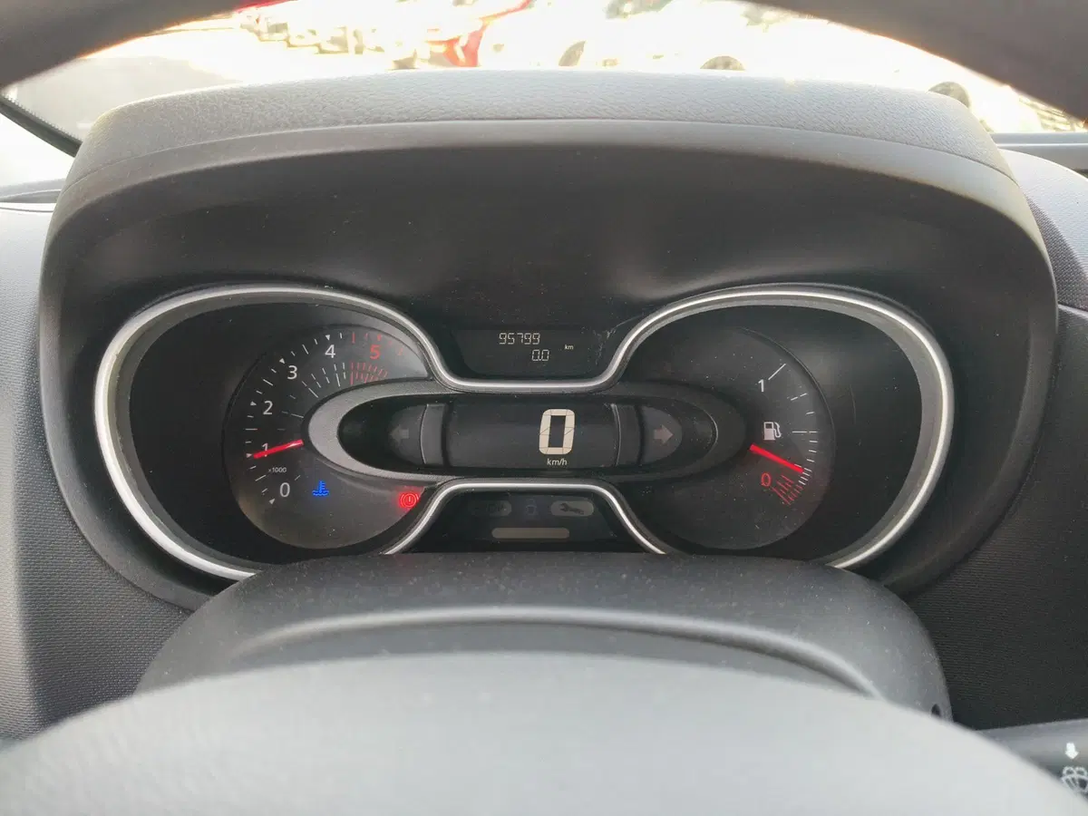 Renault Trafic Furgone usata a Brescia (12)