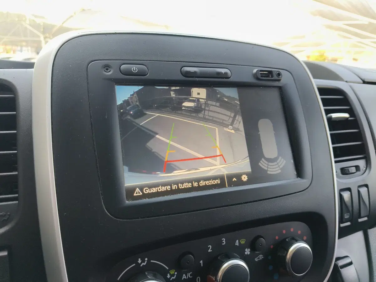 Renault Trafic Furgone usata a Brescia (16)