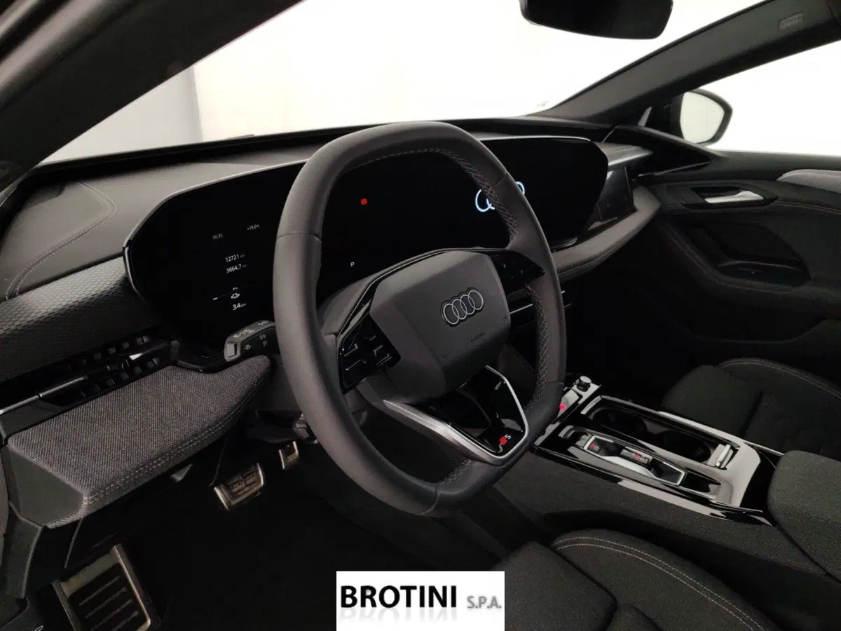 Audi A6 Sportback e-tron usata a Massa-Carrara (8)