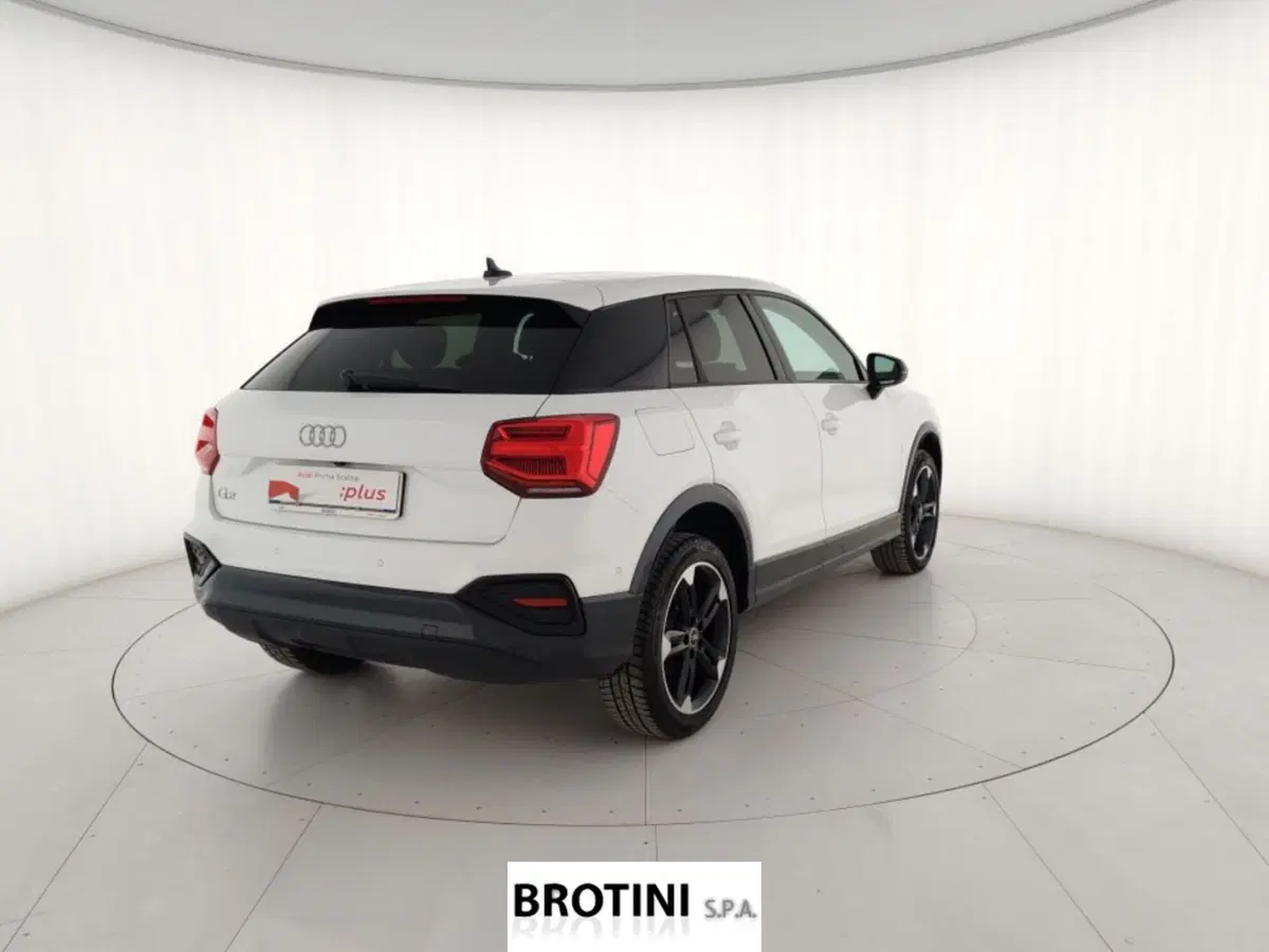 Audi Q2 usata a Massa-Carrara (3)