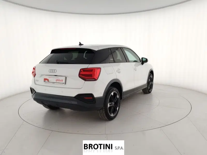 Audi Q2 usata a Massa-Carrara (3)