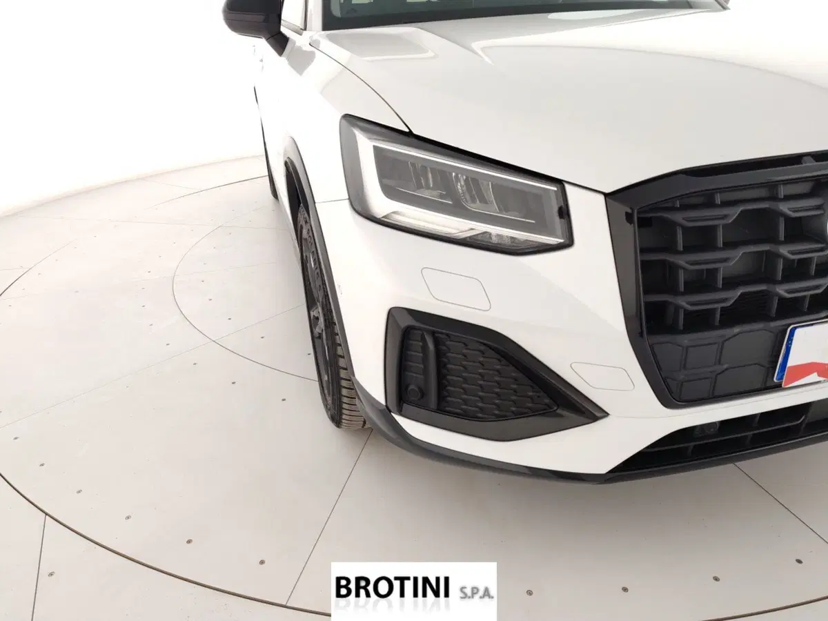 Audi Q2 usata a Massa-Carrara (5)