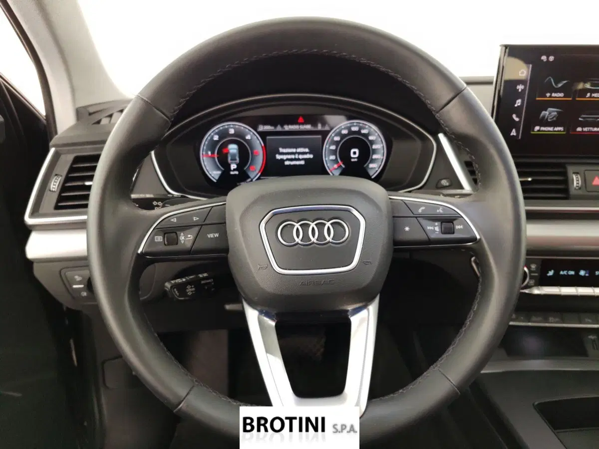 Audi Q4 Sportback usata a Massa-Carrara (15)