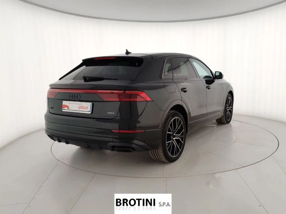 Audi Q8 Sportback usata a Massa-Carrara (3)