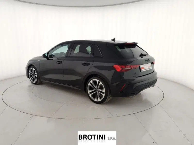 Audi A3 Sportback usata a Massa-Carrara (2)