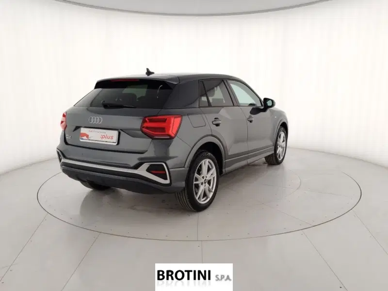 Audi Q2 usata a Massa-Carrara (3)