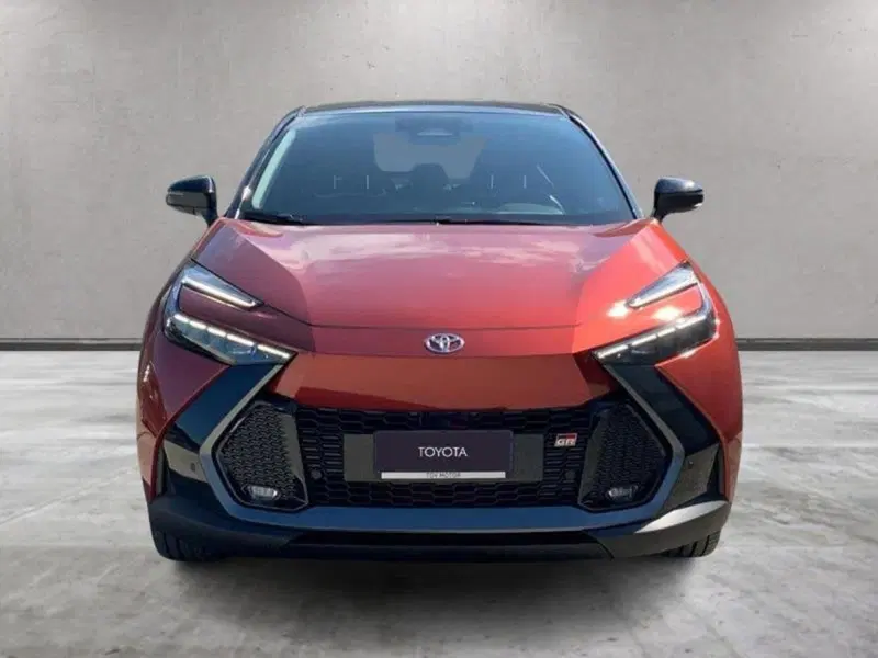 Toyota Toyota C-HR usata a Perugia (13)