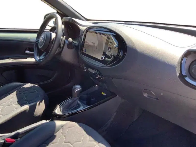 Toyota Aygo X usata a Perugia (15)