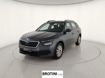 Skoda Kamiq 1.0 TSI Ambition del 2021 usata a Massa