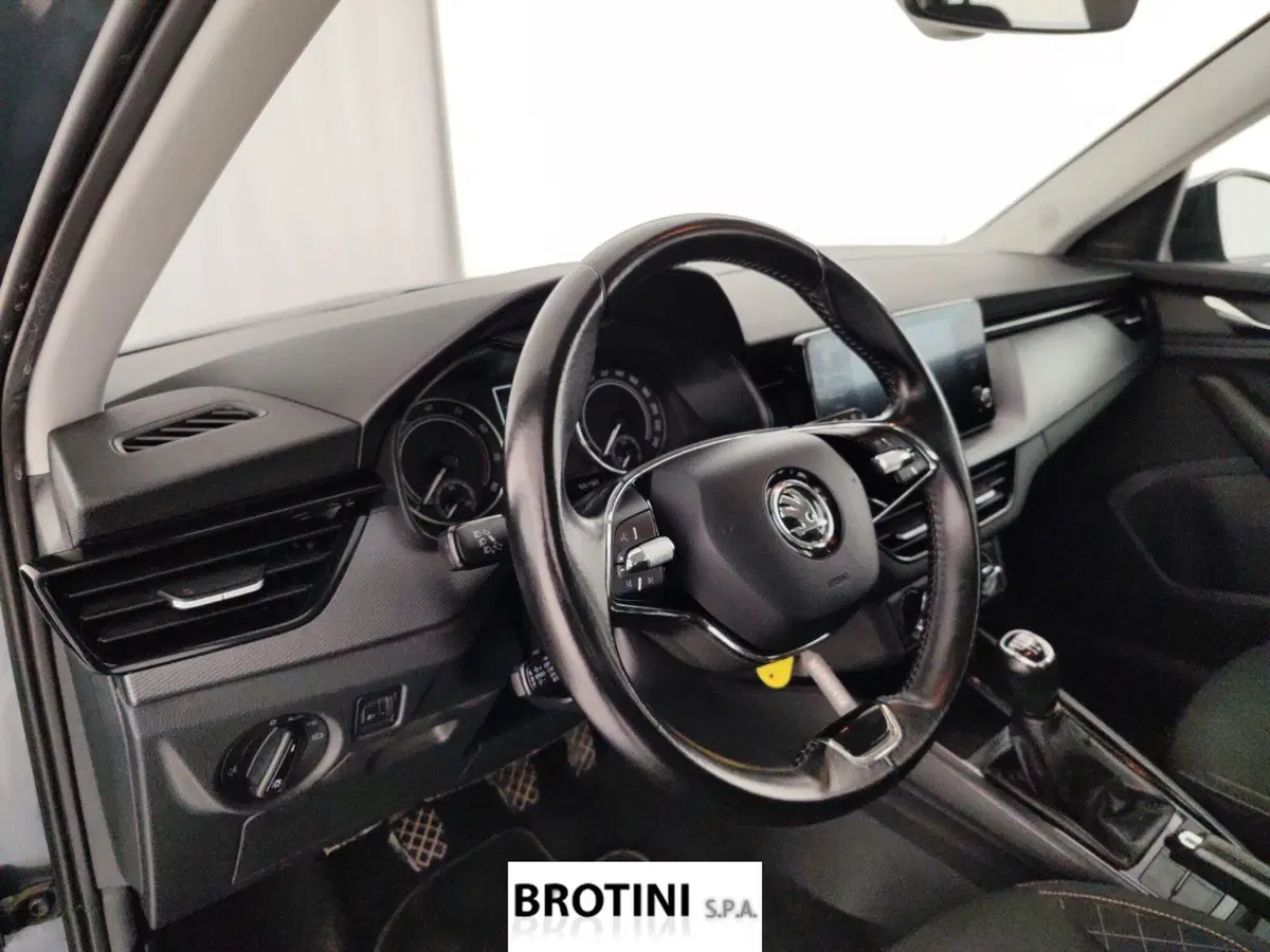 Skoda Kamiq usata a Massa-Carrara (8)