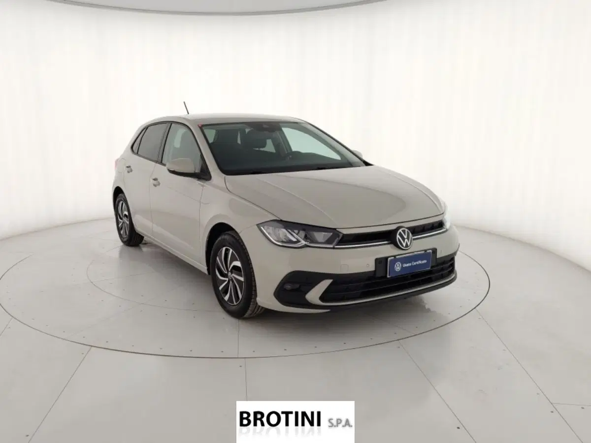 Volkswagen Polo usata a Massa-Carrara (4)