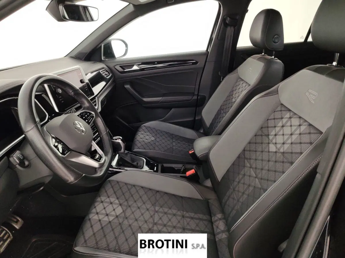 Volkswagen T-Roc usata a Massa-Carrara (7)