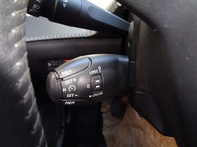 Peugeot 208 usata a Treviso (17)