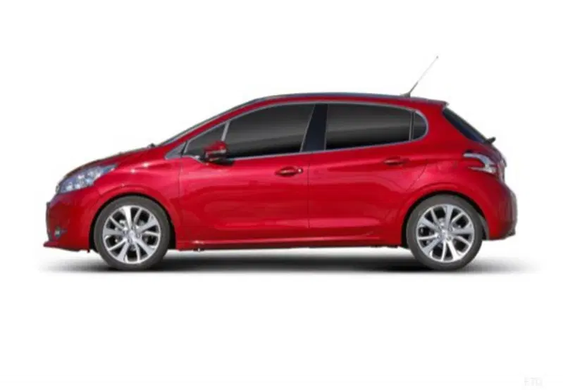 Peugeot 208 usata a Palermo (12)