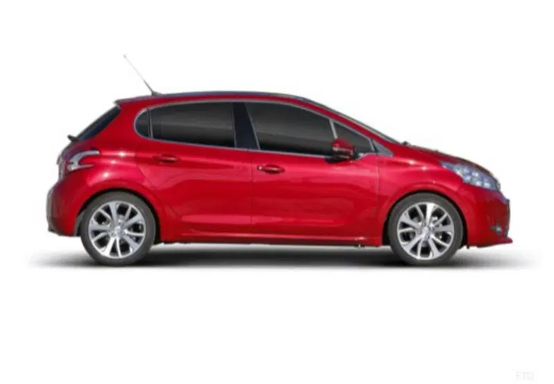 Peugeot 208 usata a Palermo (13)