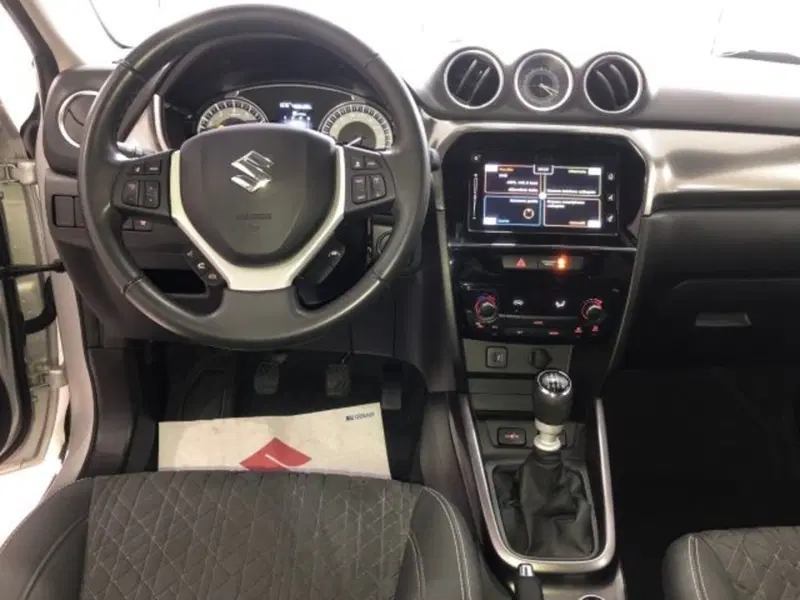 Suzuki Vitara usata a Torino (12)