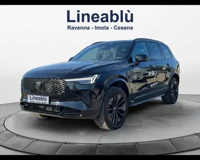 Volvo XC90 T5 AWD Geartronic Momentum del 2026 usata a Ravenna