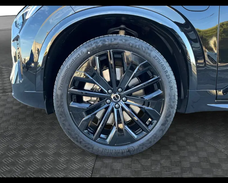Volvo XC90 usata a Ravenna (9)