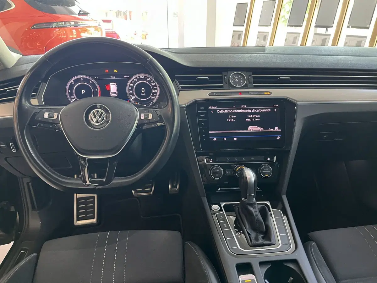 Volkswagen Passat Variant usata a Rimini (7)