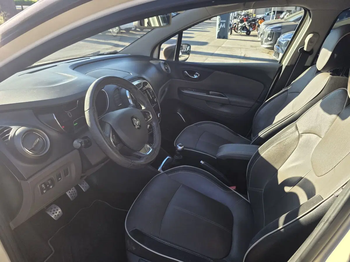 Renault Captur usata a Rimini (8)