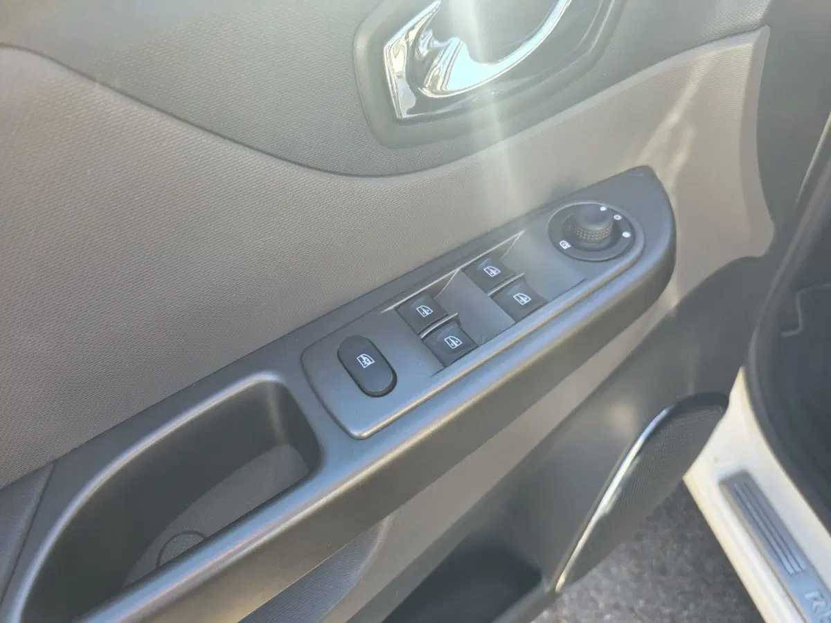 Renault Captur usata a Rimini (9)