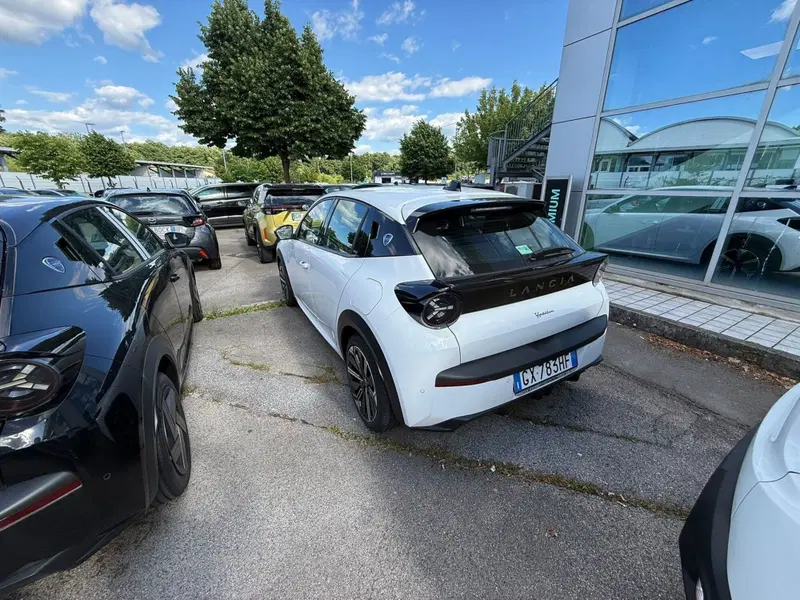 Lancia Ypsilon usata a Frosinone (7)