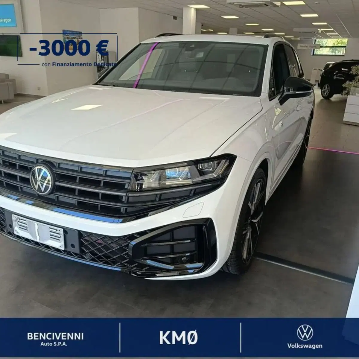 Volkswagen Touareg nuova a Catanzaro