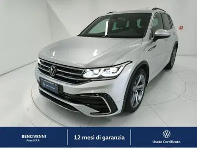 Volkswagen Tiguan 1.5 TSI 150 CV DSG ACT R-Line del 2023 usata a Lamezia Terme