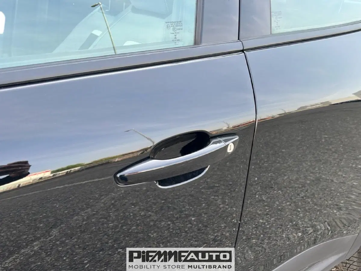Opel Mokka usata a Piacenza (18)