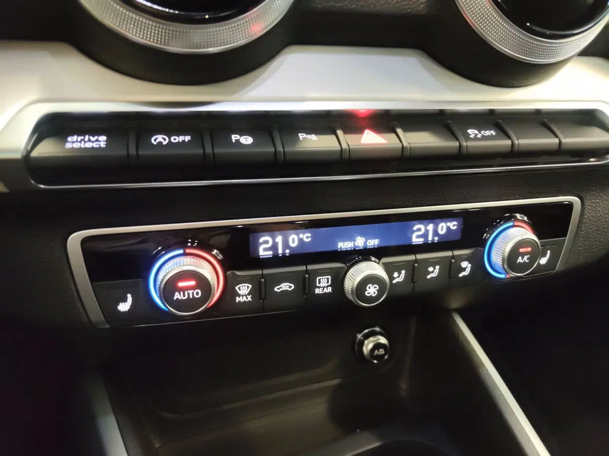 Audi Q2 nuova a Modena (12)