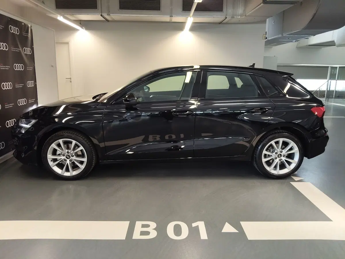 Audi A3 Sportback nuova a Modena (3)