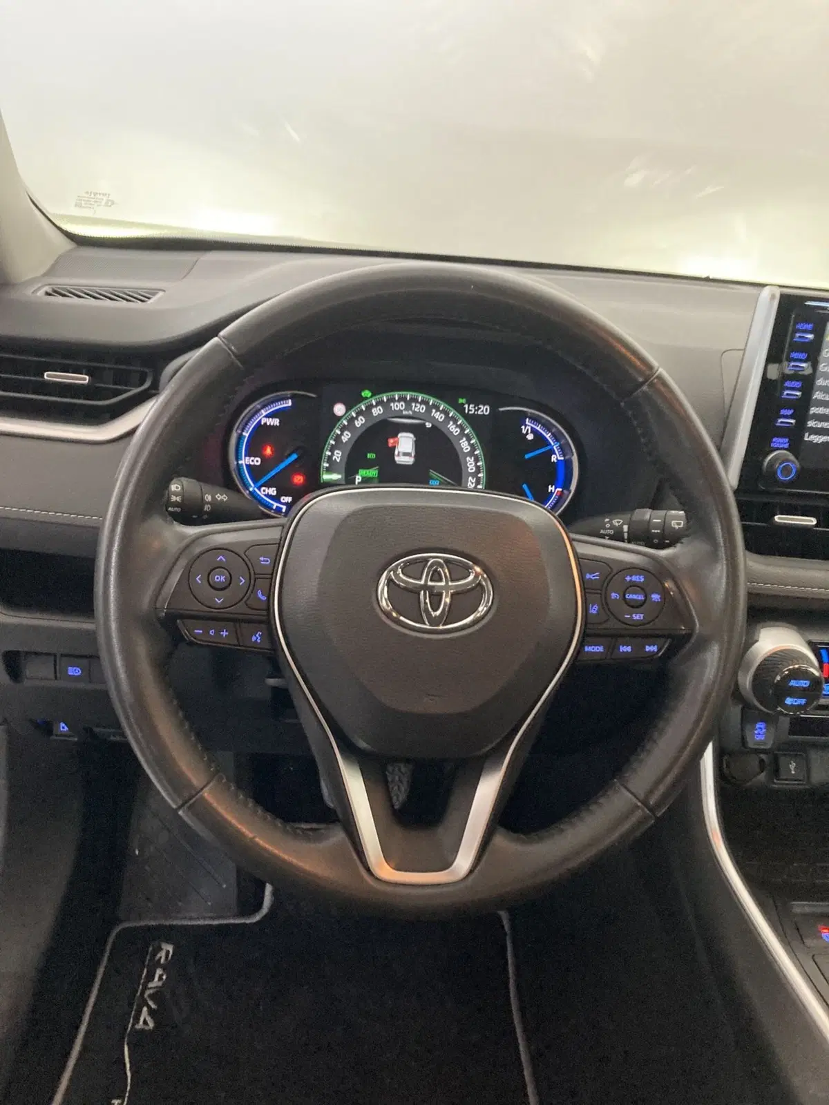 Toyota Rav4 usata a Barletta-Andria-Trani (11)