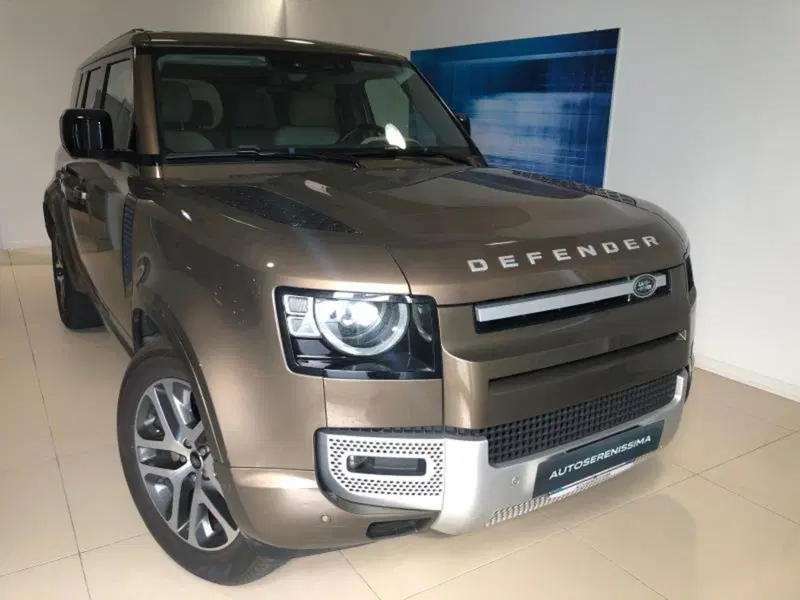 Land Rover Defender usata a Venezia (2)