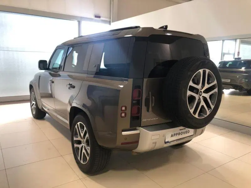 Land Rover Defender usata a Venezia (3)