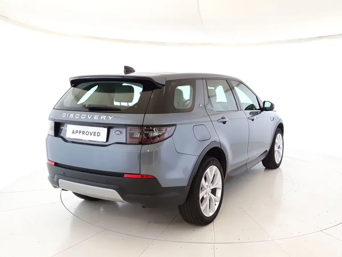 Land Rover Discovery Sport usata a Monza e Brianza (2)