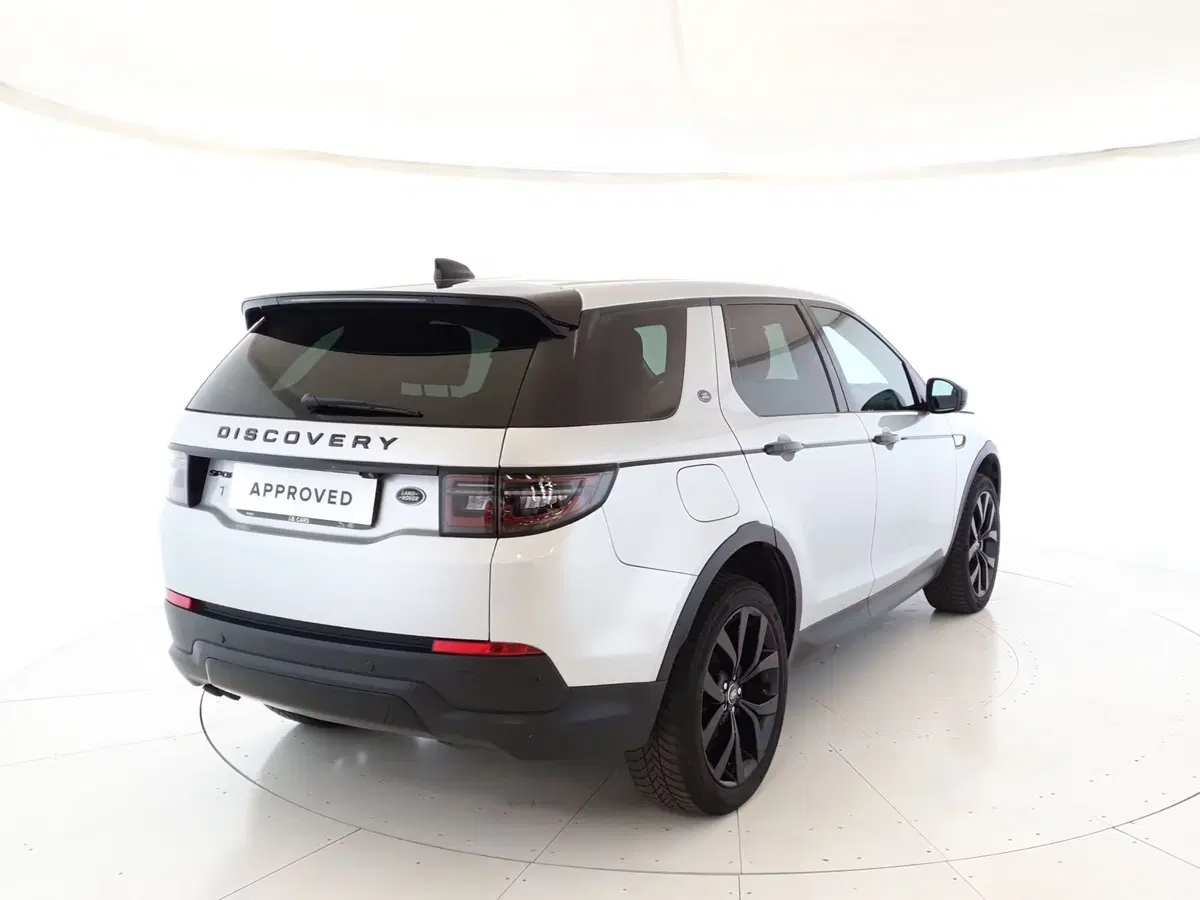 Land Rover Discovery Sport usata a Monza e Brianza (2)