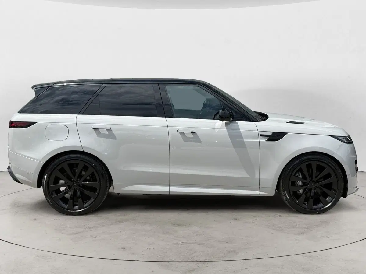 Land Rover Range Rover Sport nuova a Ascoli Piceno (3)