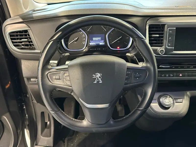 Peugeot Traveller usata a Vicenza (18)
