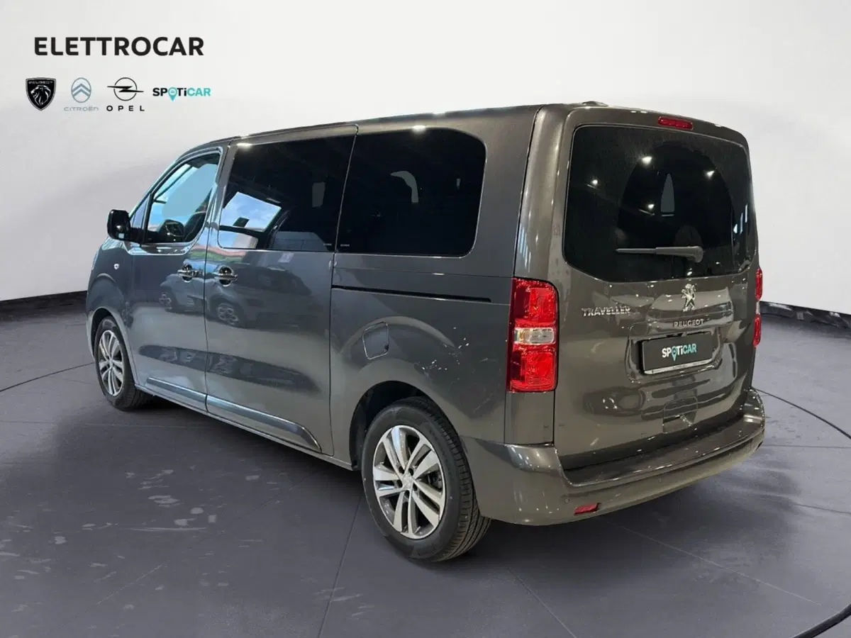 Peugeot Traveller usata a Vicenza (3)