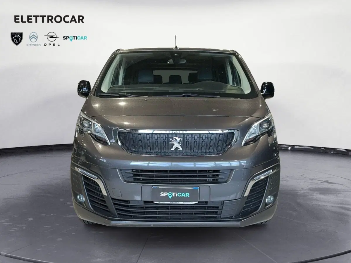 Peugeot Traveller usata a Vicenza (5)