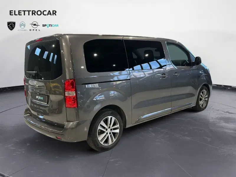 Peugeot Traveller usata a Vicenza (6)