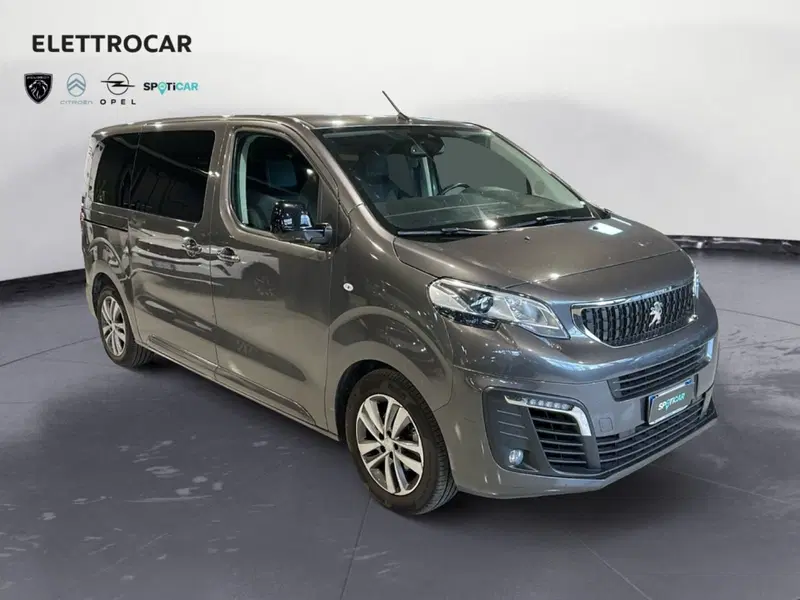 Peugeot Traveller usata a Vicenza (8)